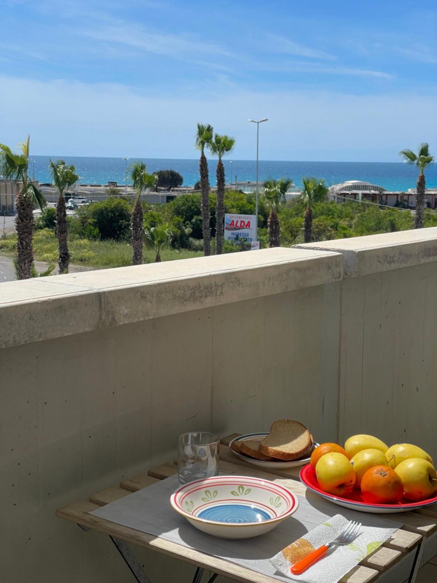 House Nereide, Lovely Apartment Sea View Gallipoli Exterior photo